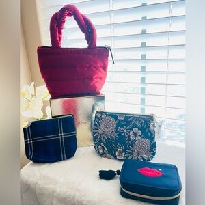Estee Lauder Red Mini Puffer Handbag & Estée Lauder mini MAKE UP POUCH BAG LOT